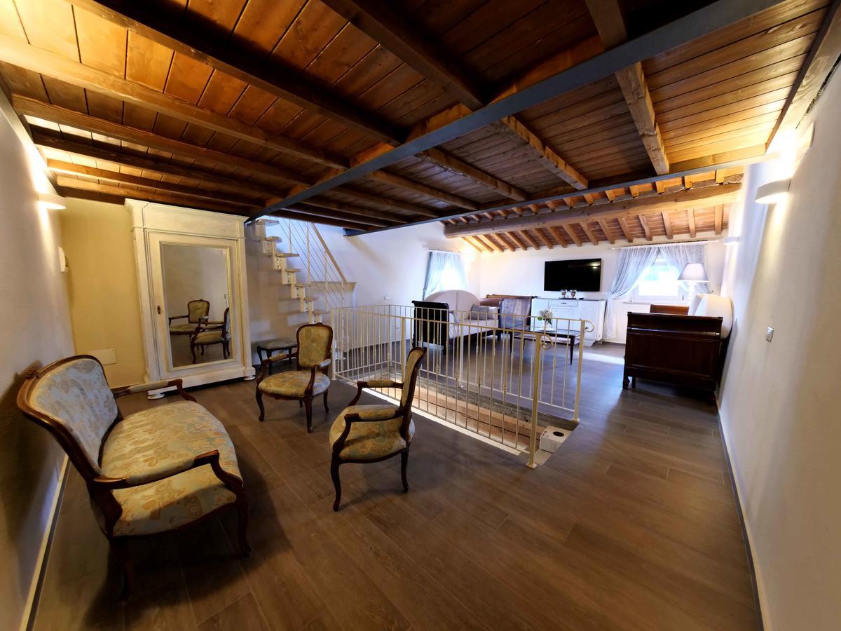 B&B La Bella Lucca Bagian luar foto